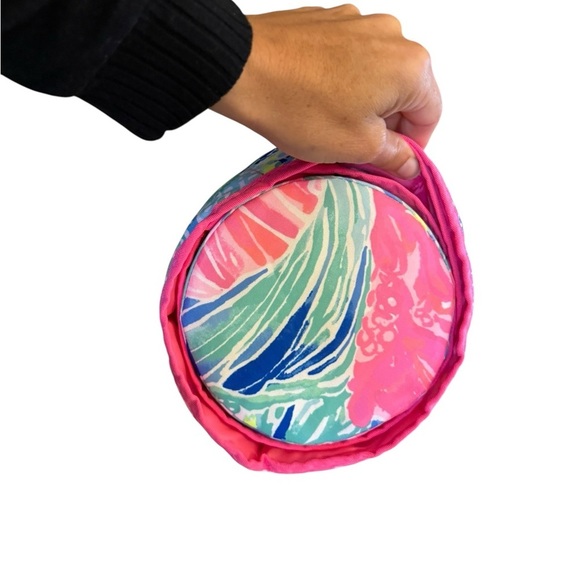 Lilly Pulitzer Roll Up Beach Mat "Beach Please"
Pink Blue Print NEW WITHOUT BOX - Picture 2 of 4